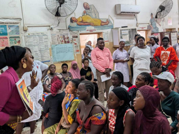 Pregnant women attend a demonstration of the “Plac de ot o!” climate literacy tool at Princess Christian Maternity Hospital in Freetown, Sierra Leone.