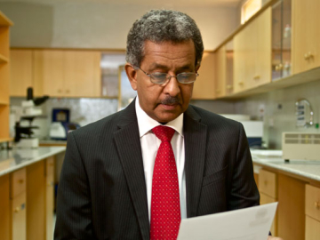 photo of Prof. Fahal