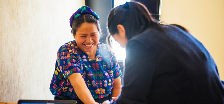 A diabetes nurse delivers diabetes care in a rural Guatemalan clinic.