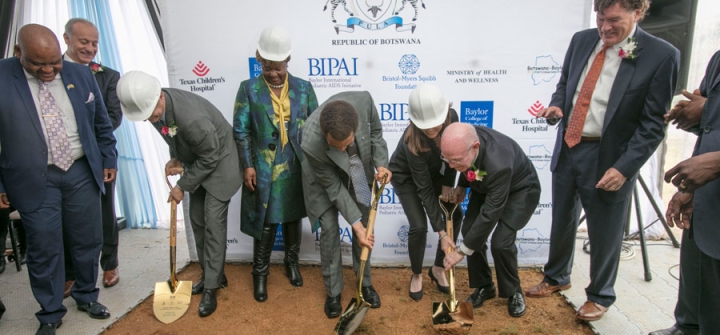His Excellency the President Lt. Gen. Dr. Seretse Khama Ian Khama of the Republic of Botswana joined the Bristol-Myers Squibb Foundation and the Baylor International Pediatric AIDS Initiative at Texas Children’s Hospital (BIPAI) on Tuesday, February 21 in
