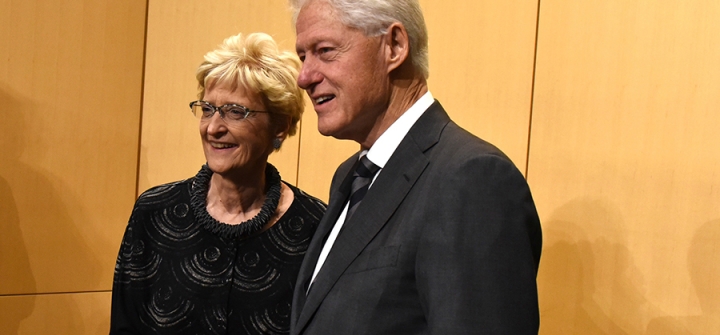 Bloomberg School Dean Ellen J. MacKenzie and former US President Bill Clinton