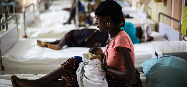 A mother nurses her newborn at the maternity ward of the Kailahun Government hospital on April 26, 2016, eastern Sierra Leone. Image: Marco Longari/AFP/Getty