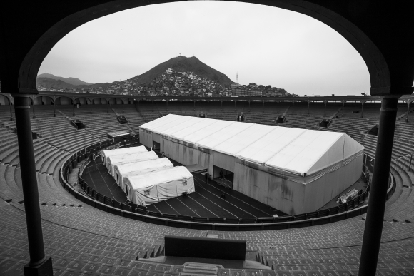 Casa de Todos set up tents for the homeless in the Plaza de Acho during the pandemic. 