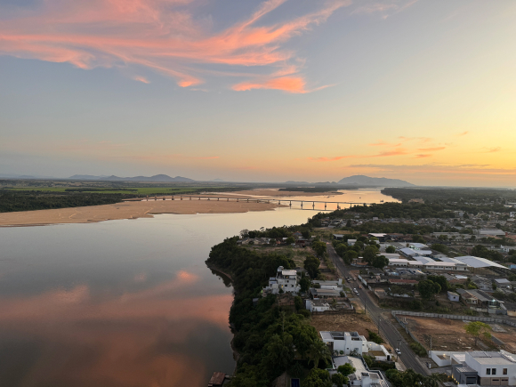 A sunset in January over the Branco River in Roraima's capital city, Boa Vista (Good View)